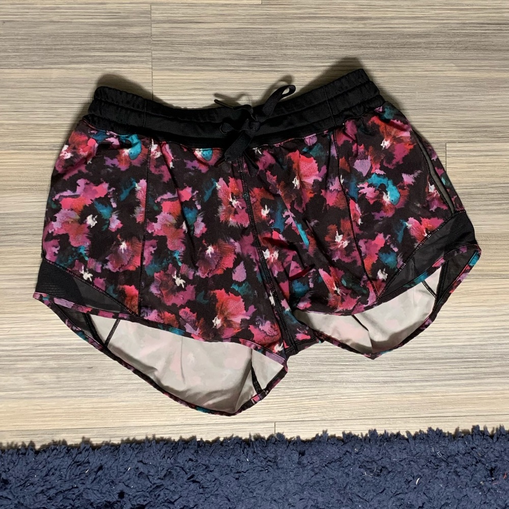 lululemon floral shorts!